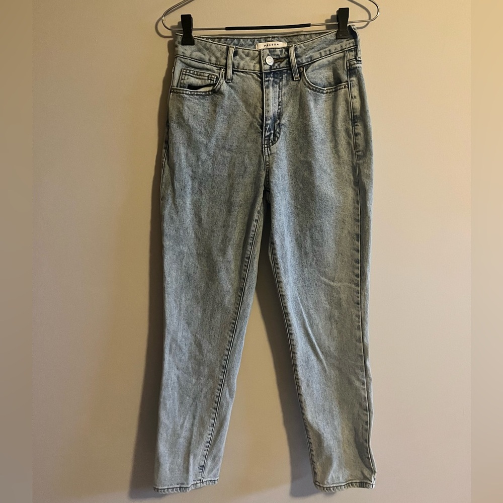 Pacsun blue wash straight leg mom jeans size 25